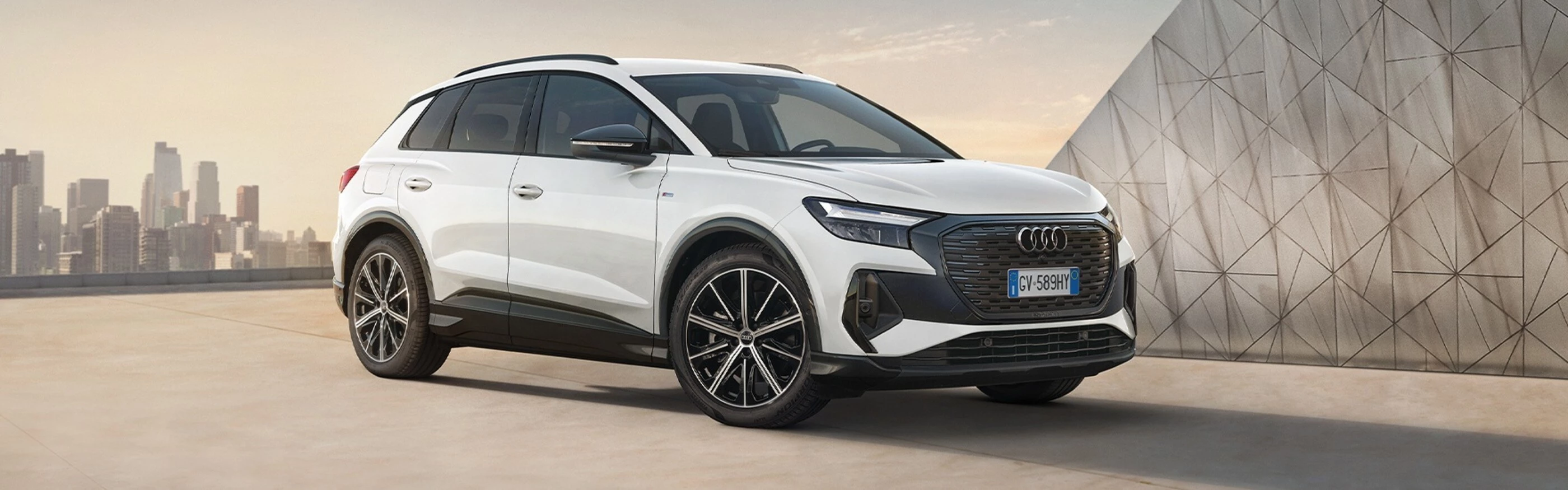 Audi Q4 S line edition 45 e-tron 210,00 kW.