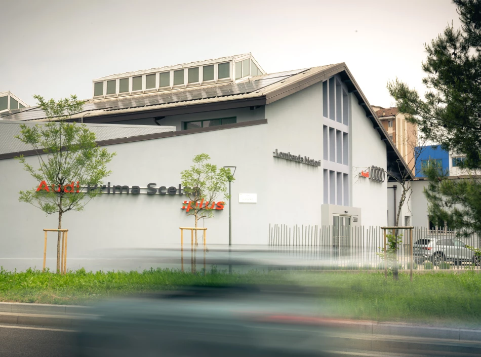 Audi Milano Esterno 3 (2)